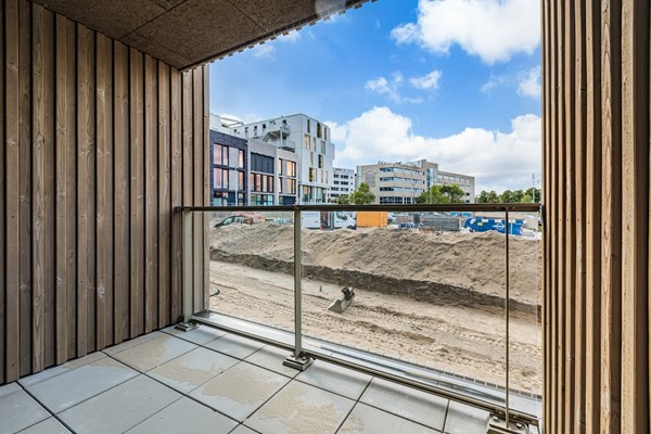 Medium property photo - Barajasweg 174, 1043 CP Amsterdam